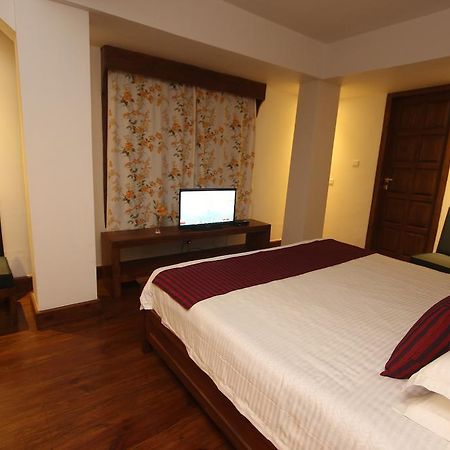 The Pear Tree Bed & Breakfast Shillong Exterior foto